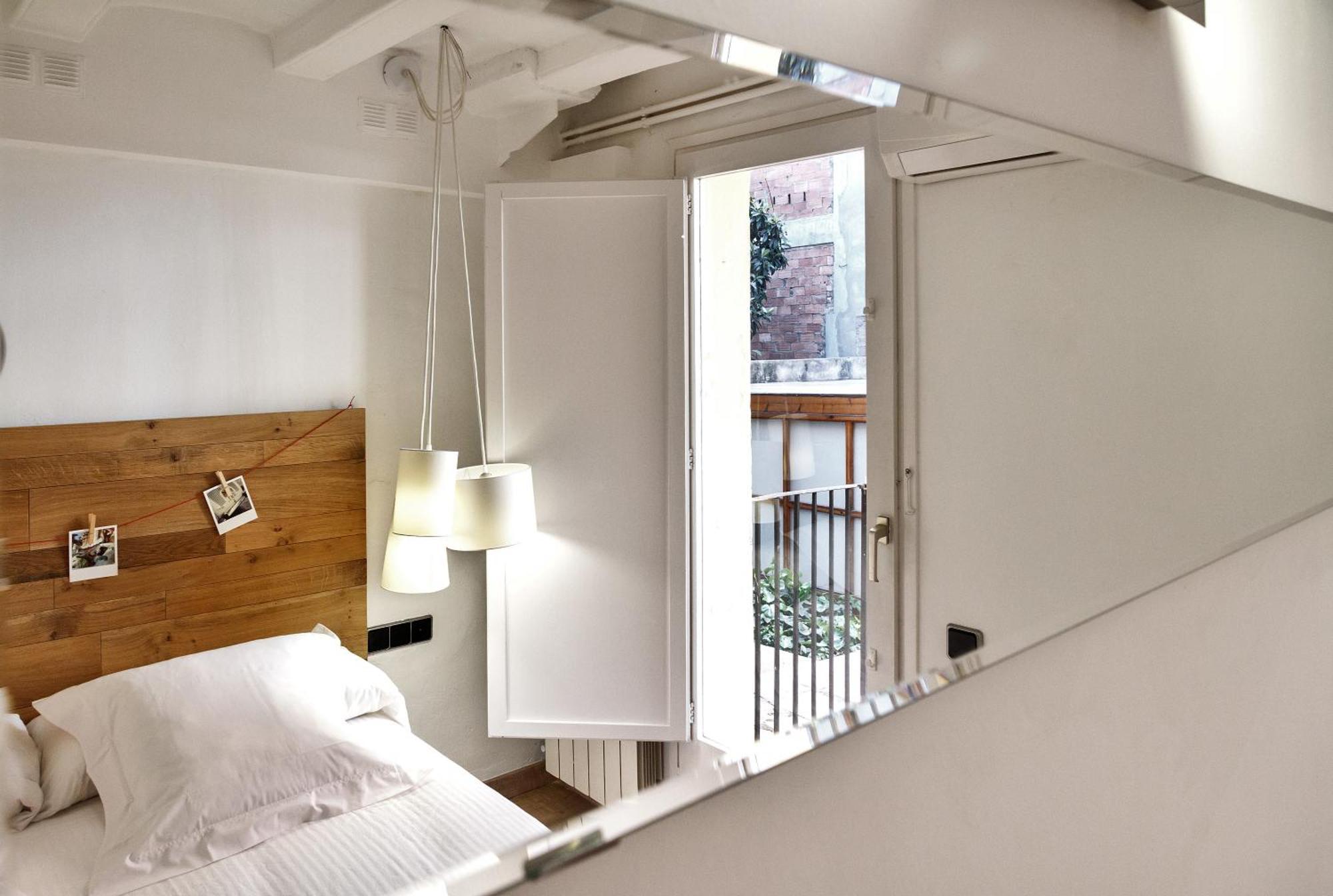 Feelathome Center Apartments Barcelona Exterior photo